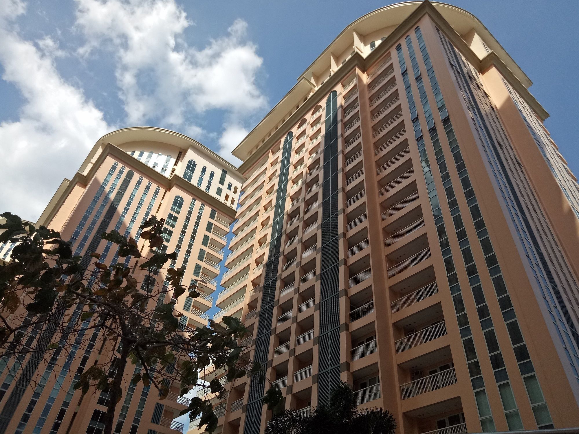 Venice Mckinley Hill Taguig Bgc Ngoại thất bức ảnh